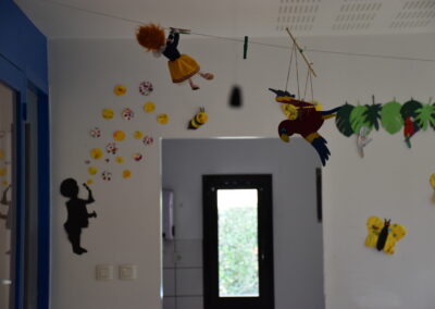Dekoration eines Raums in der deutsch-französischen Kindertagesstätte in Nantes.