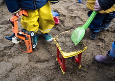 Le bac à sable du jardin de la crèche franco-allemande Hansel et Gretel de Nantes.