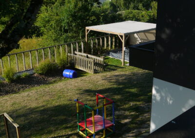 Jardin de la crèche franco-allemande Hansel et Gretel à Nantes